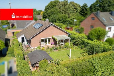 Solider Bungalow im Blumenparadies