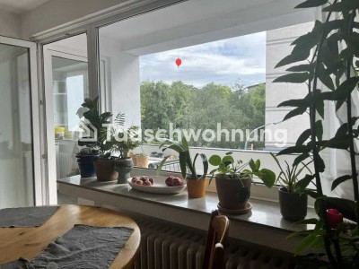 Tauschwohnung: 3-Zimmer Küche Bad + Balkon mit Panorama Fenster