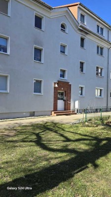 renovierte 3 Zimmerwohnung am Elbufer 12