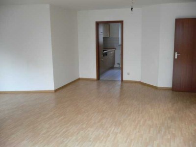 Helle 3,5-Zimmer-Whg. in Marbach inkl. 2 TG-Stellplätze