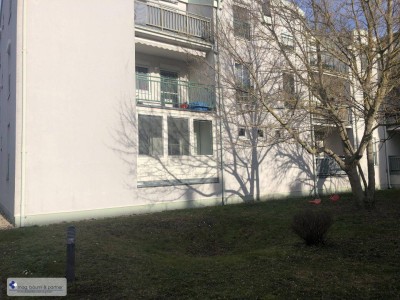 ! PROVISIONSFREI ! 3 Zimmer mit Loggia und Auto-Stellplatz