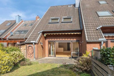 Versetztes Reihenmittelhaus mit sonnigem Garten