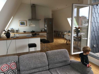 Exklusive Dachgeschoß-Loft mit sonniger Dachterrasse
