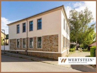 Mehrfamilienhaus mit Blick auf Spree und Altstadt