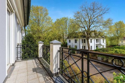 Herrschaftliche 8-Zimmer-Maisonette-Wohnung in bester Lage in Bogenhausen