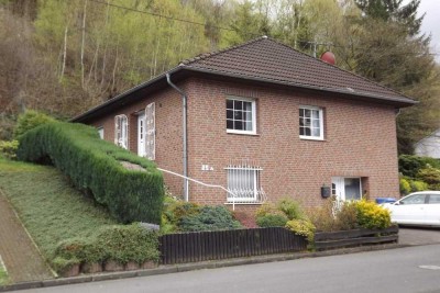 Sehr schöne großzügige 3-Zi-Terrassenwohnung in Niederfischbach