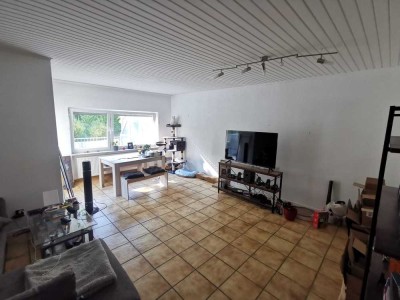 Ansprechende 3-Zimmer-Wohnung mit EBK und großer Terrasse in Altenstadt