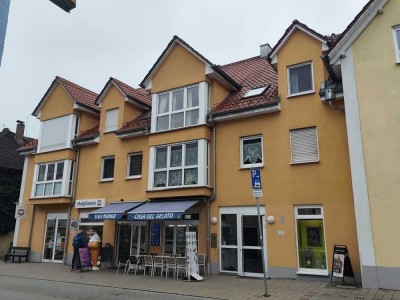 Apartment für +60 Mieter - barrierefrei - EBK, Lift, Balkon