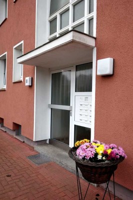 helle 1-Zimmer Wohnung mit sonnigem Westbalkon 1.OG  in Henstedt-Ulzburg zzgl. PKW-Stellplatz