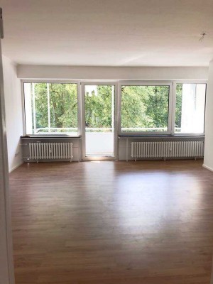 Schöne 4 Zimmer Wohnung in Alt-Laatzen