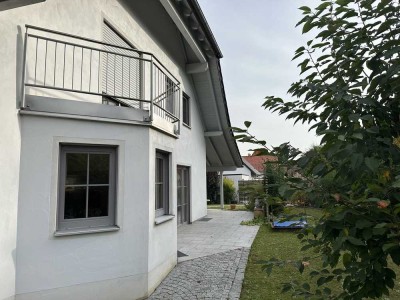 Geräumiges Einfamilienhaus mit geh. Innenausstattung und EBK