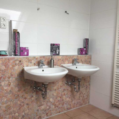 schöne helle Dachgeschoss-Wohnung, nähe Marienhospital