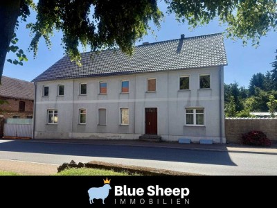 Vierseithof zum Träumen - Bauernhof mit Scheune, Stallungen & Garten wartet auf Ihre Ideen