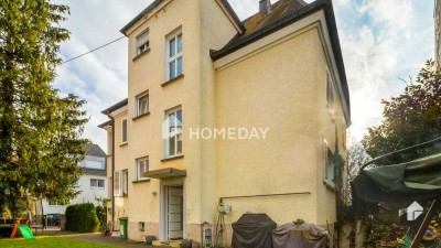 Mehrfamilienhaus mit drei Wohneinheiten, Garten und Terrasse