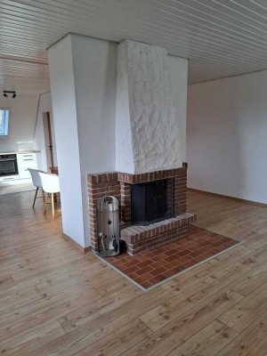 2-Zimmer-Wohnung im 2. OG mit Kamin und Einbauküche in BS-Bevenrode