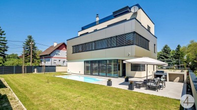Zwei Premium-Villen - mit grünen Weitblick - sonnige Ausrichtung - hochwertige Ausstattung - Salzwasserpool - Garage - Lift
