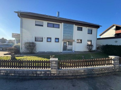 Dachgeschoßwohnung in kleiner Einheit!