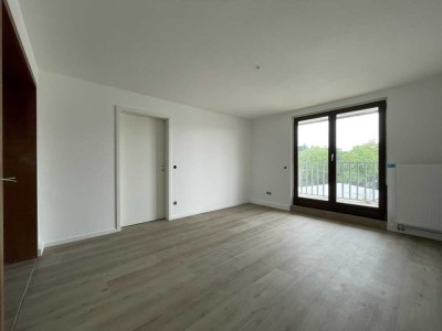 Penthouse - Erstbezug nach Kernsanierung (Neuwertig) inkl. E-Geräte