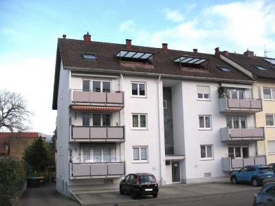 Ruhig gelegene 1-Zimmer-Wohnung mit großzügigem Balkon in Gundelfingen