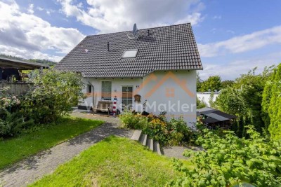 Für Kapitalanleger: Vermietetes Zweifamilienhaus in ruhiger Lage von Hemer