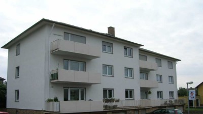 In angenehmer Nachbarschaft: Gut geschnittene und schöne 5 Zimmer-Wohnung mit Balkon, Stettiner S...