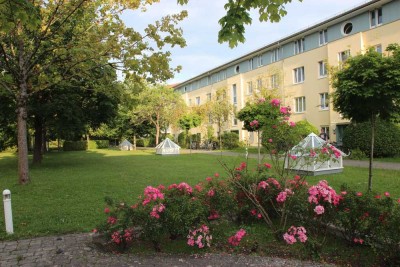 Hell, ruhig, bezugsfertig, provisionsfrei - 2 Zi. München Moosach, Grenze Untermenzing