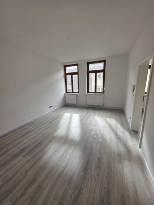 Erstbezug nach Sanierung in Ludwigshafen - Süd / 2 Zimmerwohnung mit Balkon ab 2026