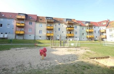 Zentrale 4-Raum-Wohnung mit offener Wohnküche (701)