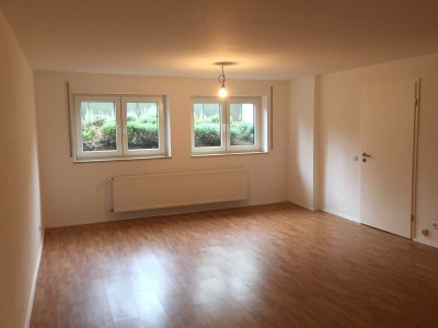 Gemütliche 2 ZKB-Souterrainwohnung in Hochheimer Weststadt