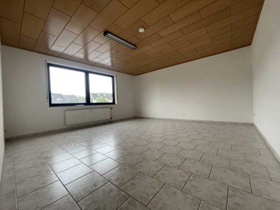 helle 3-Zimmer-Wohnung zu vermieten