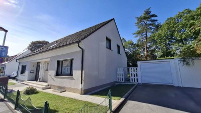 Gepflegte DHH -Am Naturschutzgebiet !