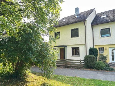 Nh. Germering: Reiheneckhaus m. Garage u. kaum einsehbarem Garten in parkähnlicher, ruhiger Wohnlage