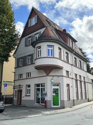 Renditestarkes, stilvoll saniertes Stadthaus in bester Innenstadtlage