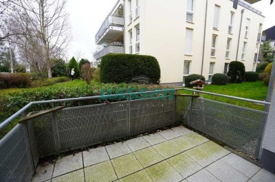 Ruhige Terrassenwohnung mit Blick ins Grüne und Einbauküche!