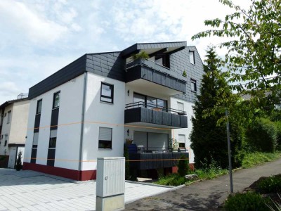 Großzügige helle 2,5 Zimmer Wohnung in Mössingen –Belsen