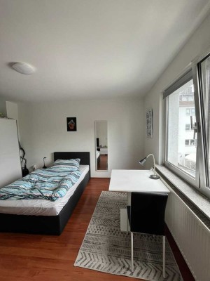 420.0 € - 28.0 m² - 1.0 Zi.