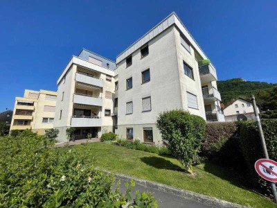 Einziehen & Wohlfühlen! Reizvolle 4 Zimmer-Wohnung mit Terrasse in Heubach!