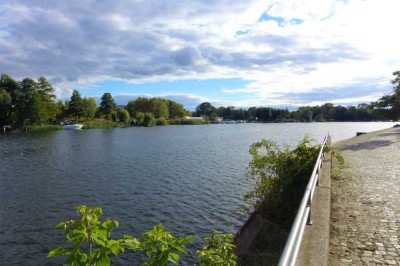 Spazieren zum See und nach Hause zur 2-Zimmer Wohnung mit EBK