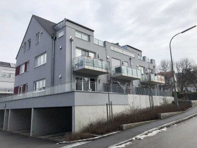 Stilvolle, neuwertige 2-Zimmer-Wohnung mit EBK in Langenbach