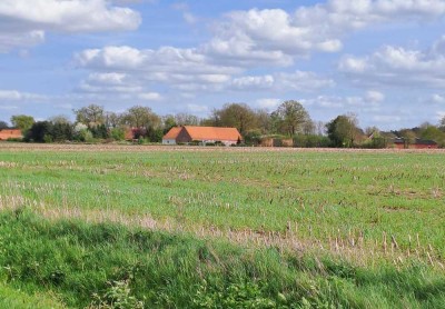 Bauernhaus mit Möglichkeit zur Pferdehaltung in Klein Berßen