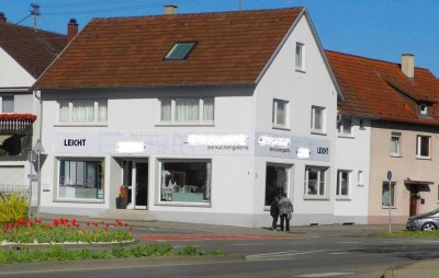 Schönes Wohn- u Geschäftshaus (9,5 Zi. 180 qm + 100 qm) mit gehobener Ausstattung (provisionsfrei)