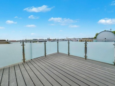 2-Zimmer Dachgeschosswohnung | + 360 Grad Terrasse | Top-Ausstattung