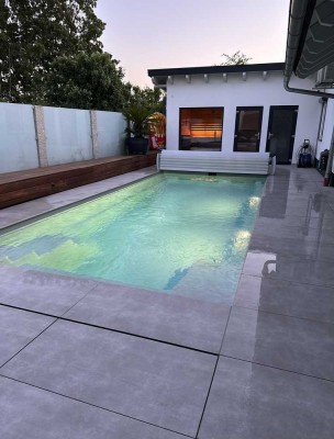 Luxuriöses Einfamilien Haus mit Smart Home, Pool, Sauna & High-End-Ausstattung