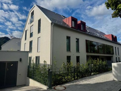 Charmantes Dachgeschossjuwel mit Altstadtblick – 3-Zimmer-Wohntraum am Fuße der Dachauer Altstadt