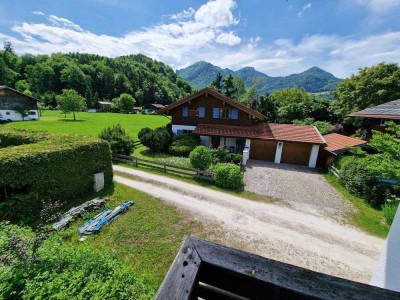 Großzügiges Wohnhaus mit viel Potenzial und in bester Lage