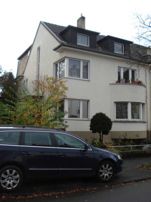 Geräumiges Reihenhaus mit 9 Zimmern in Bonn Weststadt