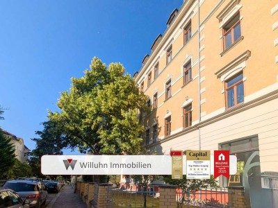 Bezugsfreie 2RW mit EBK und Balkon | Beste Lage | Denkmalgeschützt | Hochparterre | Parkett |