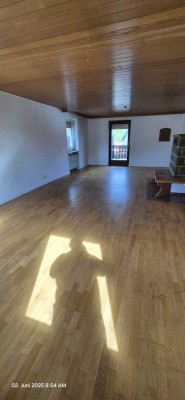 Helle 130 qm-Wohnung mit großem Balkon zentral in Zwiesel zu vermieten!