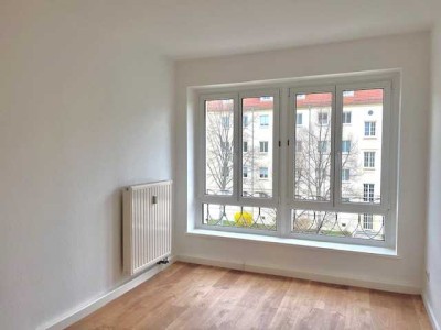 Wunderschön - renovierte 3R.-Whg. mit Balkon - Jetzt zuschlagen