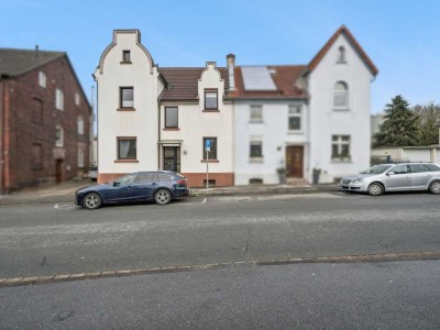 Gepflegtes Zweifamilienhaus mit Garten und Garage in ruhiger Lage von Dortmund-Aplerbeck